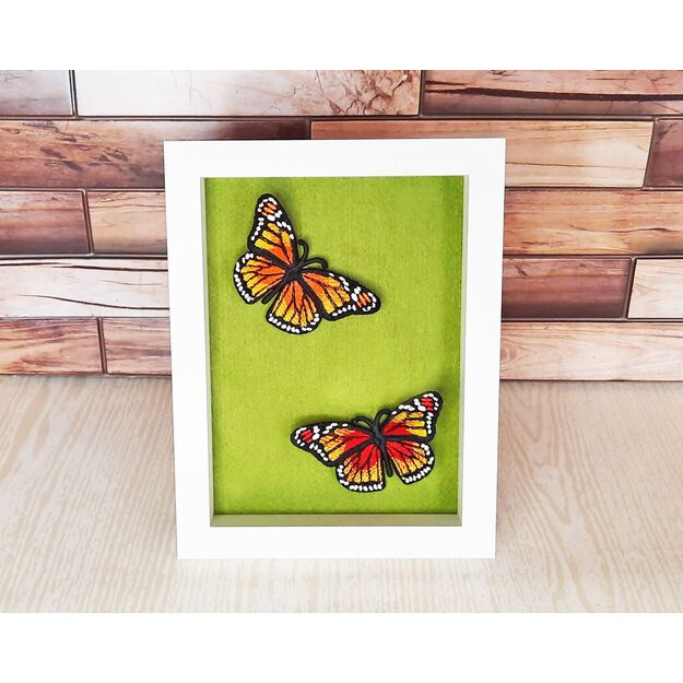 3D Embroidered Picture with MONARCH BUTTERFLIES (2) 6x8 in