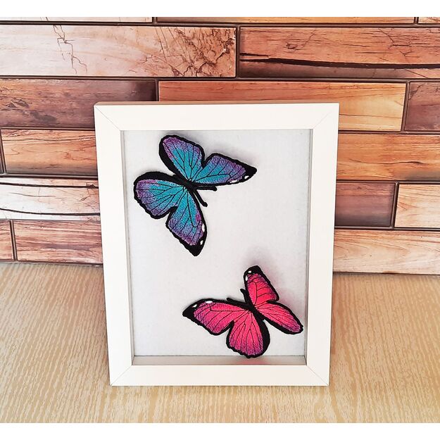 3D Embroidered Picture with BUTTERFLIES (2) 6x8 in