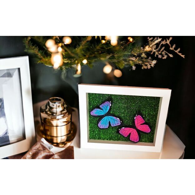 3D Embroidered Picture with BUTTERFLIES (2) 6x8 in