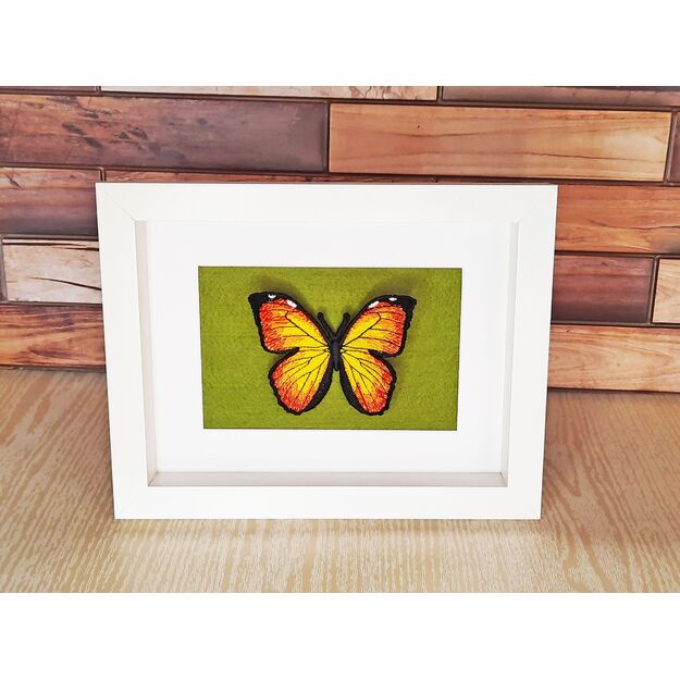 3D Embroidered Picture with BUTTERFLY (1) 6x8 in