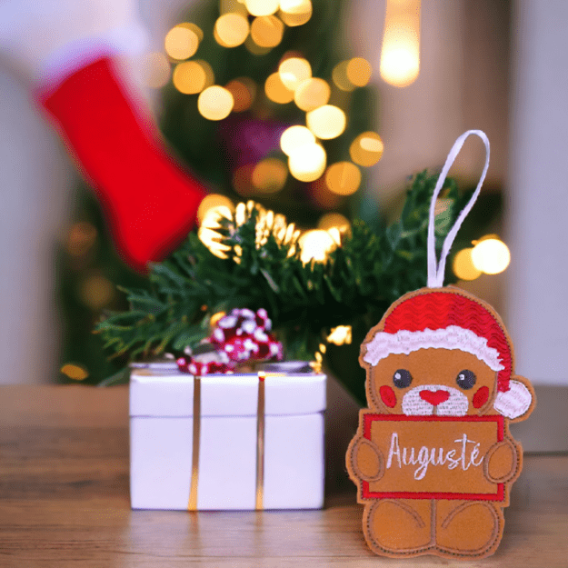 Christmas Tree Ornament - Teddy Bear with name (1pc)