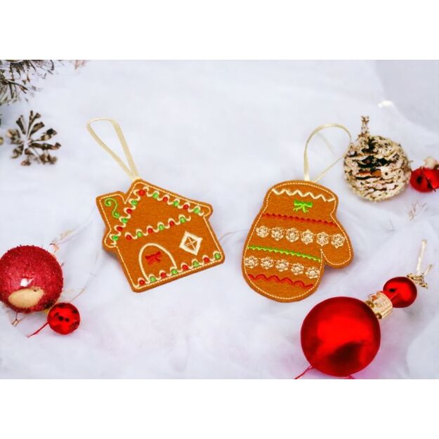 Handmade felt ornaments - HOUSE, GLOVE (2pcs)