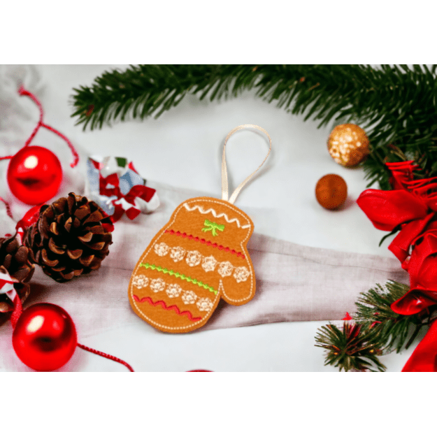 Handmade felt ornaments - HOUSE, GLOVE (2pcs)